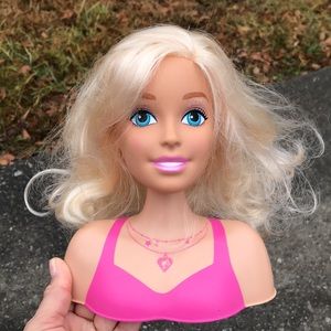 BARBIE MATTEL 2013